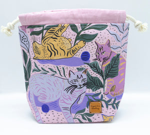 Classic Drawstring Sml - Kitty in the Jungle