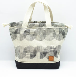 Classic Drawstring Medium - Round About